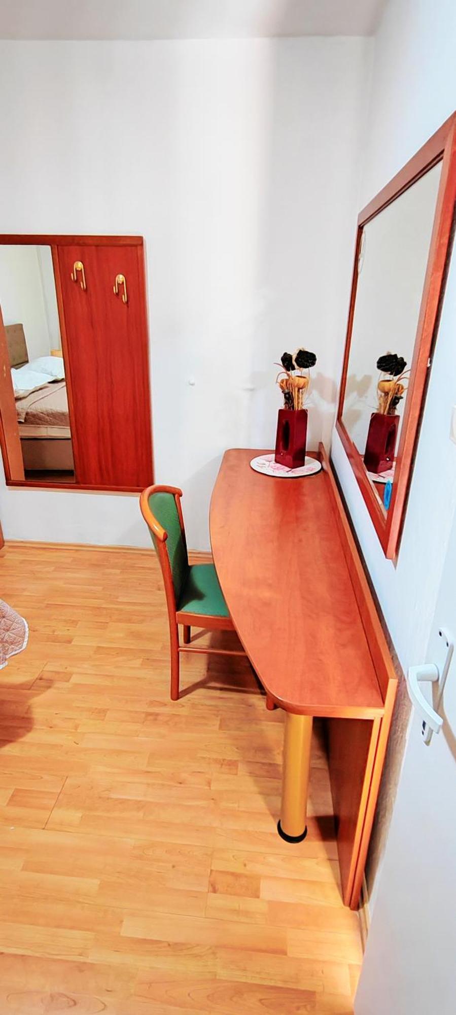 Apartments Jadranka Tučepi Quarto foto